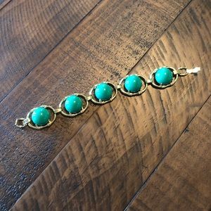 Stella & Dot Gold & green bracelet